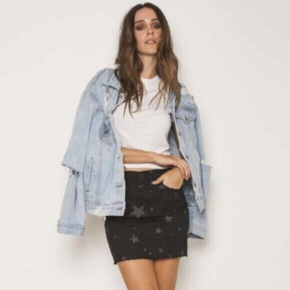 FREE PEOPLE Neon Blonde Denim Jean Jacket Oversized Light Wash Distressed Size S - Picture 5 of 16